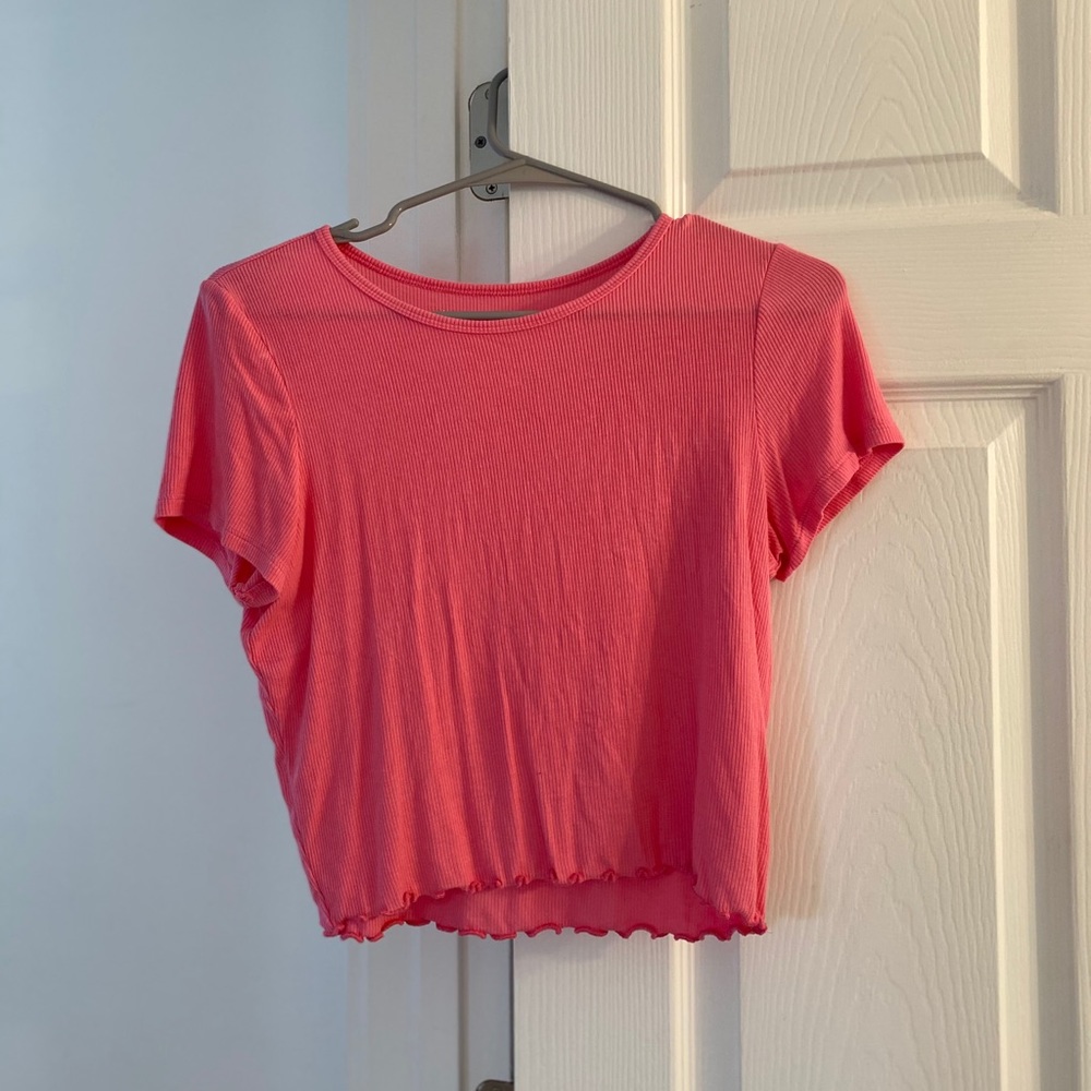 Pink ribbed top